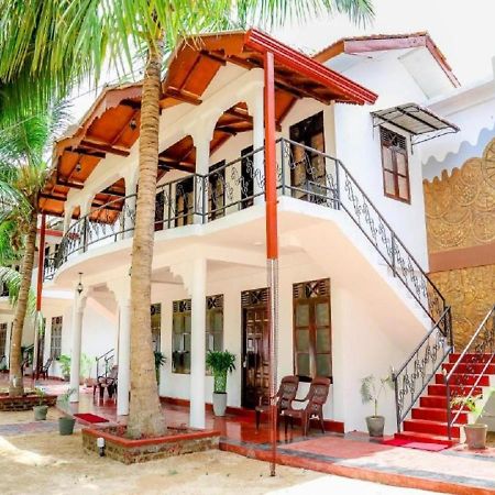 Crescent Sea Resort Nilaveli Εξωτερικό φωτογραφία