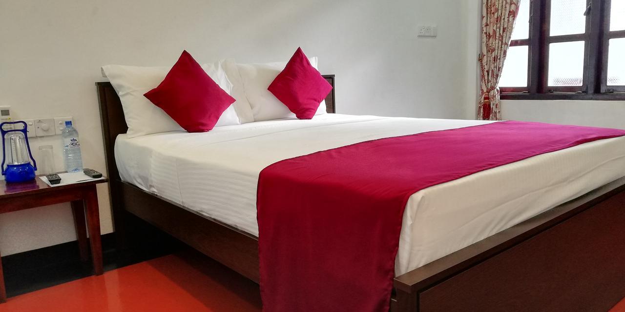 Crescent Sea Resort Nilaveli Εξωτερικό φωτογραφία
