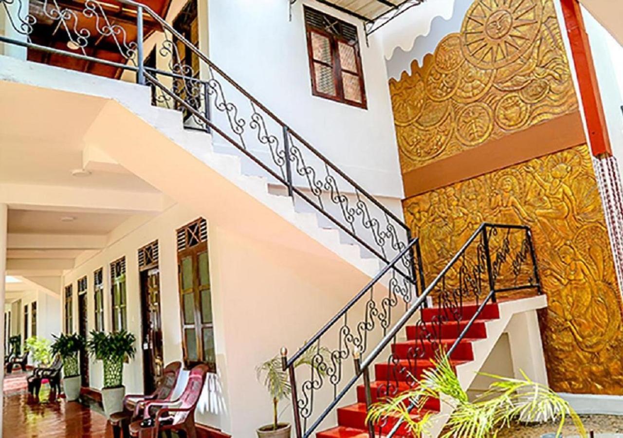 Crescent Sea Resort Nilaveli Εξωτερικό φωτογραφία