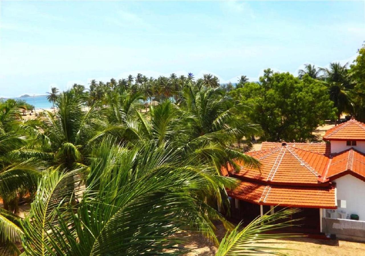 Crescent Sea Resort Nilaveli Εξωτερικό φωτογραφία